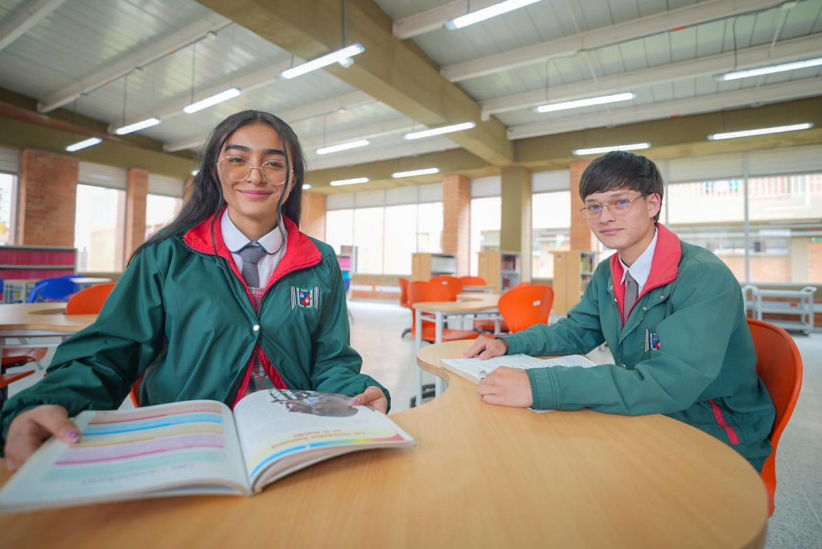 Estudiantes de la I.E. Armando Solano en Paipa, Boyacá